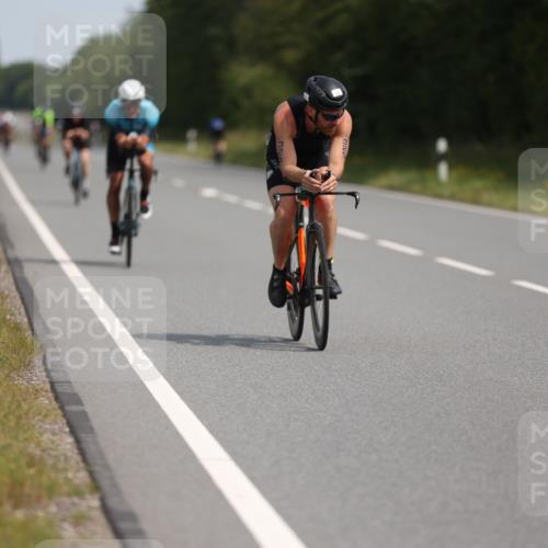 22.06.2025 - Viking Triathlon Yannick Fuchs http://msf.ph/oto/8101679 22.06.2025 11:25:59 Radfahren 29, 117, 325, 344, 403, 451, 499 meine-sportfotos.de