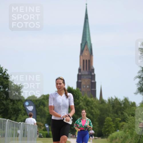 22.06.2025 - Viking Triathlon H.Heesch http://msf.ph/oto/8101688 22.06.2025 12:56:15 Laufen 13, 660 meine-sportfotos.de