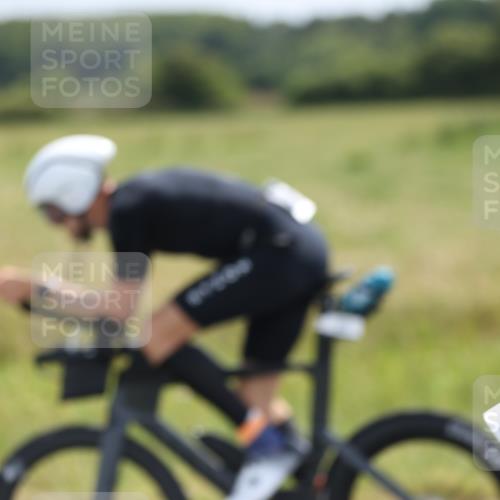 22.06.2025 - Viking Triathlon Yannick Fuchs http://msf.ph/oto/8101694 22.06.2025 12:04:52 Radfahren 9, 26, 80, 101, 170, 272, 273, 299, 362, 496, 608 meine-sportfotos.de