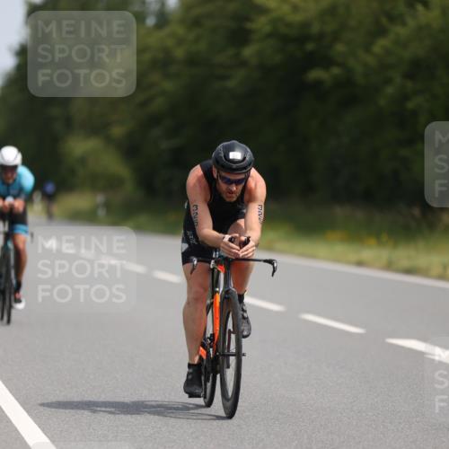 22.06.2025 - Viking Triathlon Yannick Fuchs http://msf.ph/oto/8101707 22.06.2025 11:25:59 Radfahren 29, 117, 325, 344, 403, 451, 499 meine-sportfotos.de