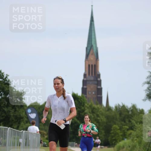 22.06.2025 - Viking Triathlon H.Heesch http://msf.ph/oto/8101710 22.06.2025 12:56:15 Laufen 13, 660 meine-sportfotos.de