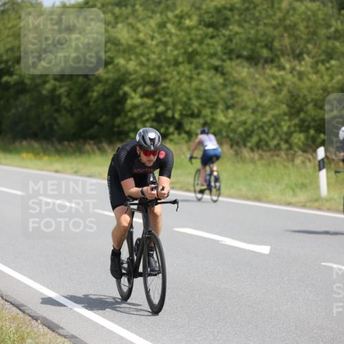 22.06.2025 - Viking Triathlon Yannick Fuchs http://msf.ph/oto/8101711 22.06.2025 12:04:53 Radfahren 9, 26, 80, 101, 170, 272, 273, 299, 496, 547, 608 meine-sportfotos.de