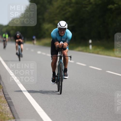 22.06.2025 - Viking Triathlon Yannick Fuchs http://msf.ph/oto/8101751 22.06.2025 11:26:00 Radfahren 29, 117, 325, 344, 403, 451, 499 meine-sportfotos.de