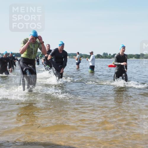 22.06.2025 - Viking Triathlon KatJ http://msf.ph/oto/8101765 22.06.2025 10:33:56 Schwimmen 50, 75, 149, 184, 229, 242, 349, 429, 438, 478, 532, 540 meine-sportfotos.de