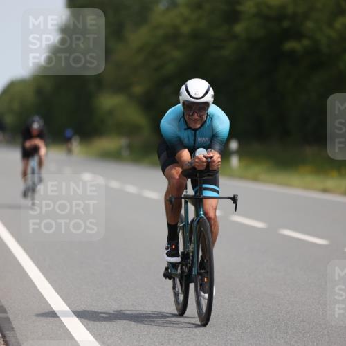 22.06.2025 - Viking Triathlon Yannick Fuchs http://msf.ph/oto/8101768 22.06.2025 11:26:01 Radfahren 29, 117, 325, 344, 403, 451, 499 meine-sportfotos.de