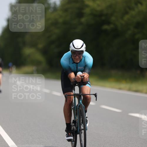 22.06.2025 - Viking Triathlon Yannick Fuchs http://msf.ph/oto/8101781 22.06.2025 11:26:01 Radfahren 29, 117, 325, 344, 403, 451, 499 meine-sportfotos.de