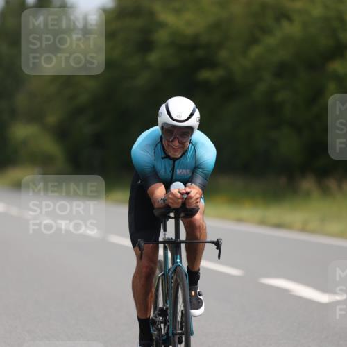 22.06.2025 - Viking Triathlon Yannick Fuchs http://msf.ph/oto/8101790 22.06.2025 11:26:01 Radfahren 29, 117, 325, 344, 403, 451, 499 meine-sportfotos.de