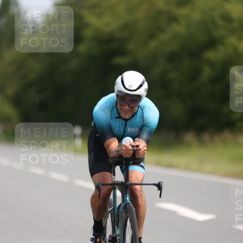22.06.2025 - Viking Triathlon Yannick Fuchs http://msf.ph/oto/8101800 22.06.2025 11:26:01 Radfahren 29, 117, 325, 344, 403, 451, 499 meine-sportfotos.de