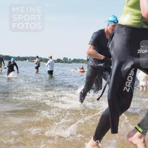 22.06.2025 - Viking Triathlon KatJ http://msf.ph/oto/8101820 22.06.2025 10:33:58 Schwimmen 50, 70, 75, 184, 229, 242, 349, 429, 438, 478, 532, 540, 635 meine-sportfotos.de