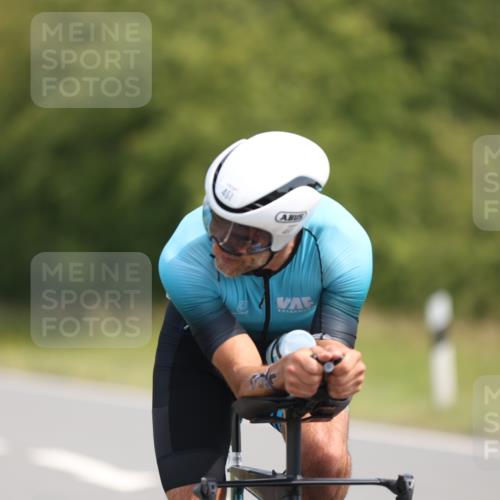 22.06.2025 - Viking Triathlon Yannick Fuchs http://msf.ph/oto/8101822 22.06.2025 11:26:02 Radfahren 29, 117, 325, 344, 403, 451, 499 meine-sportfotos.de