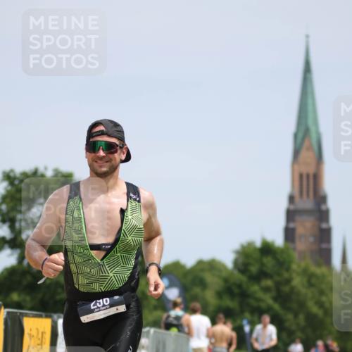 22.06.2025 - Viking Triathlon H.Heesch http://msf.ph/oto/8101823 22.06.2025 13:18:37 Laufen 296 meine-sportfotos.de
