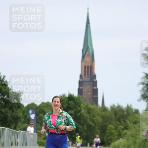 22.06.2025 - Viking Triathlon H.Heesch http://msf.ph/oto/8101825 22.06.2025 12:56:18 Laufen 13, 660 meine-sportfotos.de