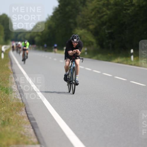 22.06.2025 - Viking Triathlon Yannick Fuchs http://msf.ph/oto/8101840 22.06.2025 11:26:02 Radfahren 29, 117, 325, 344, 403, 451, 499 meine-sportfotos.de