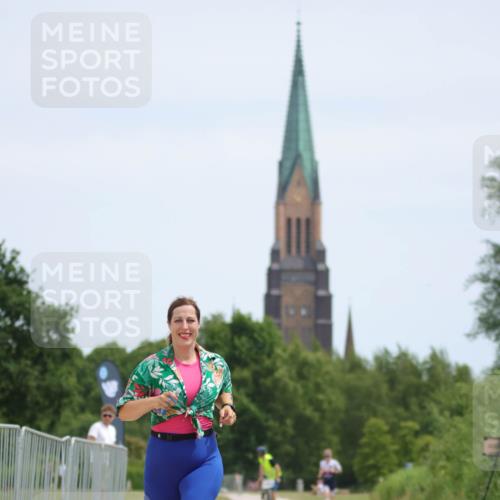 22.06.2025 - Viking Triathlon H.Heesch http://msf.ph/oto/8101841 22.06.2025 12:56:18 Laufen 13, 660 meine-sportfotos.de
