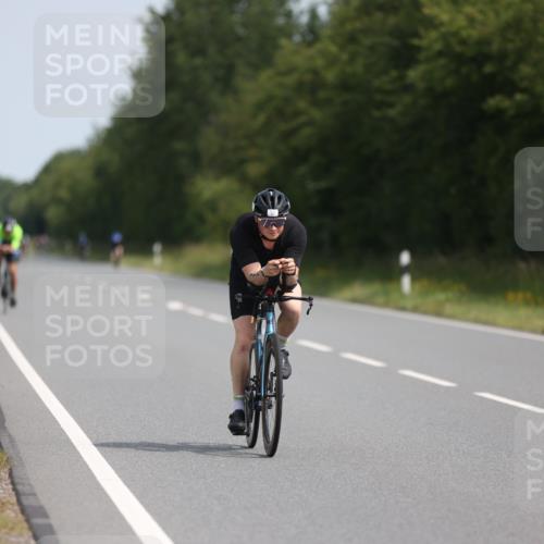 22.06.2025 - Viking Triathlon Yannick Fuchs http://msf.ph/oto/8101868 22.06.2025 11:26:03 Radfahren 29, 117, 325, 403, 451, 499 meine-sportfotos.de