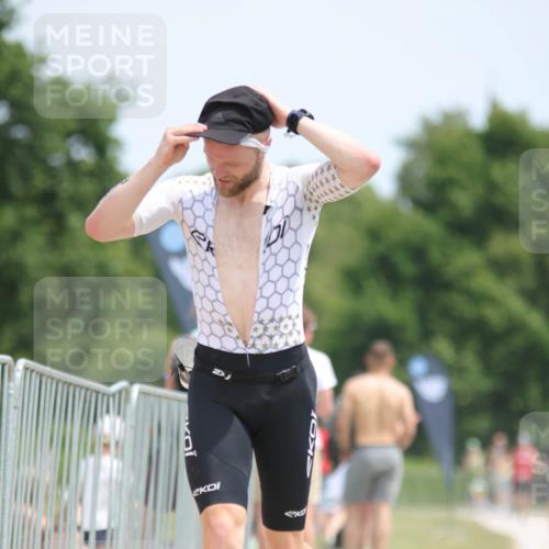 22.06.2025 - Viking Triathlon H.Heesch http://msf.ph/oto/8101874 22.06.2025 13:18:45 Laufen 9, 396, 651 meine-sportfotos.de