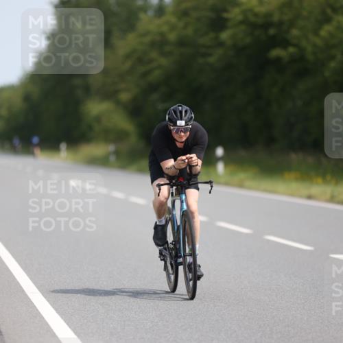 22.06.2025 - Viking Triathlon Yannick Fuchs http://msf.ph/oto/8101886 22.06.2025 11:26:03 Radfahren 29, 117, 325, 403, 451, 499 meine-sportfotos.de