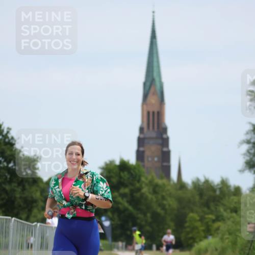 22.06.2025 - Viking Triathlon H.Heesch http://msf.ph/oto/8101889 22.06.2025 12:56:18 Laufen 13, 660 meine-sportfotos.de