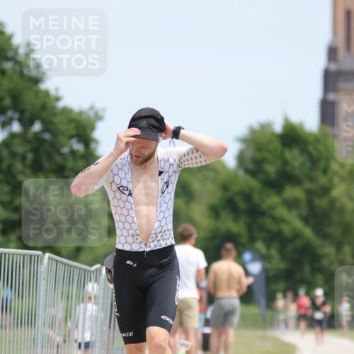 22.06.2025 - Viking Triathlon H.Heesch http://msf.ph/oto/8101892 22.06.2025 13:18:45 Laufen 9, 396, 651 meine-sportfotos.de