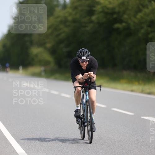 22.06.2025 - Viking Triathlon Yannick Fuchs http://msf.ph/oto/8101895 22.06.2025 11:26:03 Radfahren 29, 117, 325, 403, 451, 499 meine-sportfotos.de