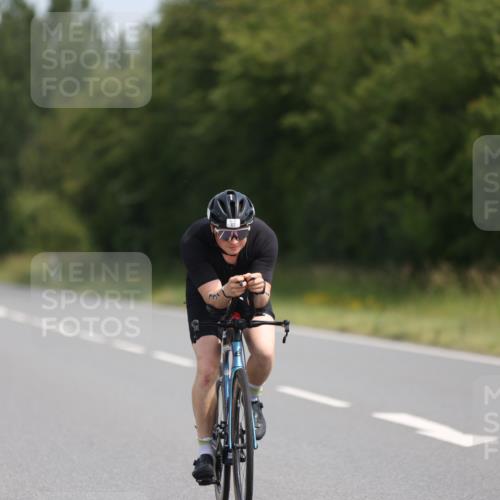 22.06.2025 - Viking Triathlon Yannick Fuchs http://msf.ph/oto/8101902 22.06.2025 11:26:03 Radfahren 29, 117, 325, 403, 451, 499 meine-sportfotos.de