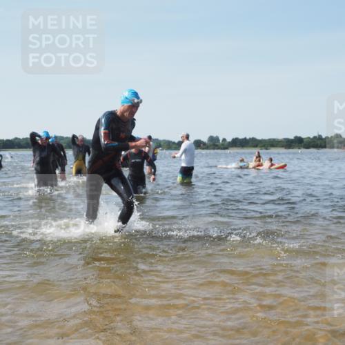 22.06.2025 - Viking Triathlon KatJ http://msf.ph/oto/8101903 22.06.2025 10:34:00 Schwimmen 50, 70, 75, 184, 229, 242, 297, 349, 429, 438, 478, 532, 540, 618, 635 meine-sportfotos.de