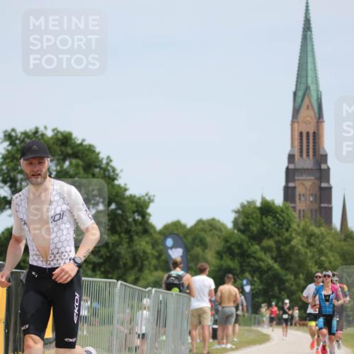 22.06.2025 - Viking Triathlon H.Heesch http://msf.ph/oto/8101917 22.06.2025 13:18:47 Laufen 9, 179, 347, 396, 651 meine-sportfotos.de