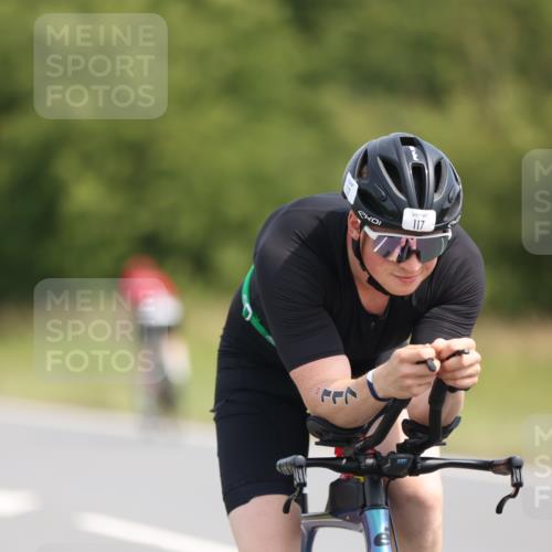22.06.2025 - Viking Triathlon Yannick Fuchs http://msf.ph/oto/8101951 22.06.2025 11:26:04 Radfahren 29, 117, 325, 403, 451, 556 meine-sportfotos.de