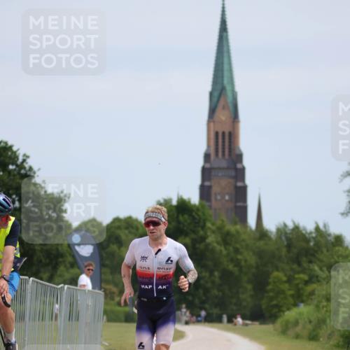 22.06.2025 - Viking Triathlon H.Heesch http://msf.ph/oto/8101953 22.06.2025 12:56:27 Laufen 4 meine-sportfotos.de