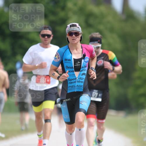 22.06.2025 - Viking Triathlon H.Heesch http://msf.ph/oto/8101960 22.06.2025 13:18:49 Laufen 9, 179, 347, 396, 651 meine-sportfotos.de