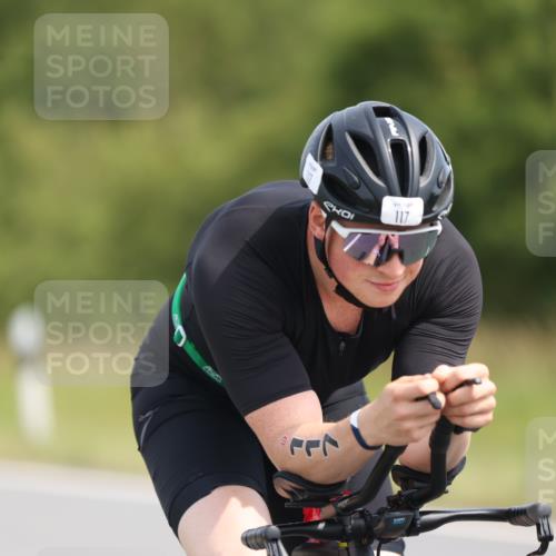 22.06.2025 - Viking Triathlon Yannick Fuchs http://msf.ph/oto/8101962 22.06.2025 11:26:05 Radfahren 29, 117, 272, 403, 451, 556 meine-sportfotos.de