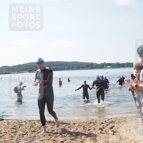 22.06.2025 - Viking Triathlon MichiJ http://msf.ph/oto/8101997 22.06.2025 10:45:52 Schwimmen 95, 342, 360, 372, 425, 468, 519, 615, 621, 633 meine-sportfotos.de