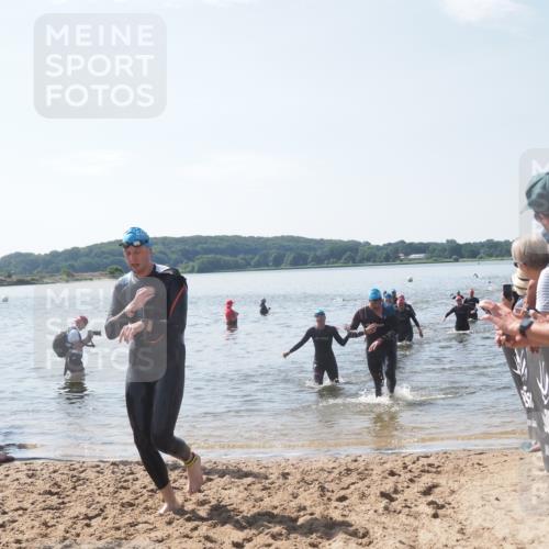 22.06.2025 - Viking Triathlon MichiJ http://msf.ph/oto/8102010 22.06.2025 10:45:52 Schwimmen 95, 342, 360, 372, 425, 468, 519, 615, 621, 633 meine-sportfotos.de