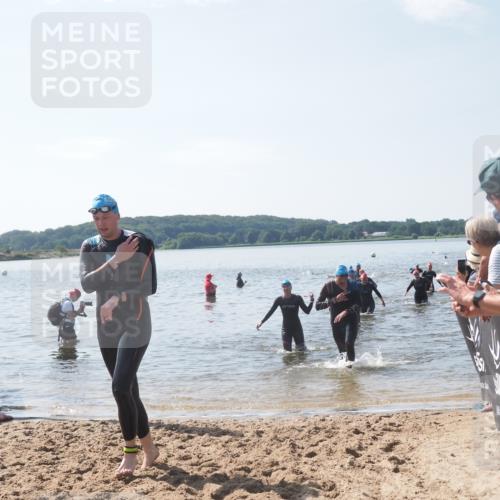 22.06.2025 - Viking Triathlon MichiJ http://msf.ph/oto/8102023 22.06.2025 10:45:52 Schwimmen 95, 342, 360, 372, 425, 468, 519, 615, 621, 633 meine-sportfotos.de