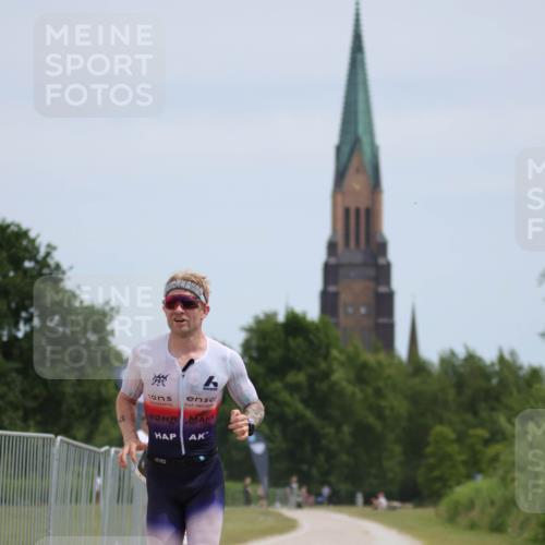 22.06.2025 - Viking Triathlon H.Heesch http://msf.ph/oto/8102032 22.06.2025 12:56:28 Laufen 4 meine-sportfotos.de