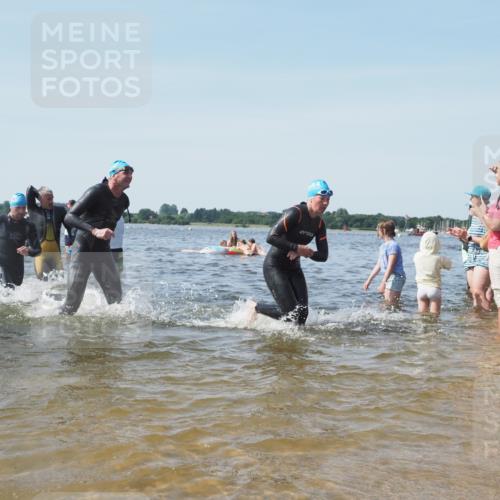 22.06.2025 - Viking Triathlon KatJ http://msf.ph/oto/8102039 22.06.2025 10:34:03 Schwimmen 46, 70, 75, 184, 297, 349, 429, 478, 532, 540, 618, 635 meine-sportfotos.de