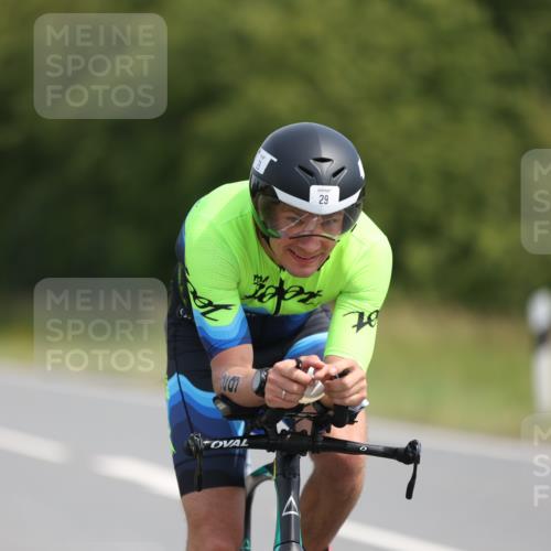 22.06.2025 - Viking Triathlon Yannick Fuchs http://msf.ph/oto/8102042 22.06.2025 11:26:09 Radfahren 15, 29, 234, 272, 298, 403, 556 meine-sportfotos.de