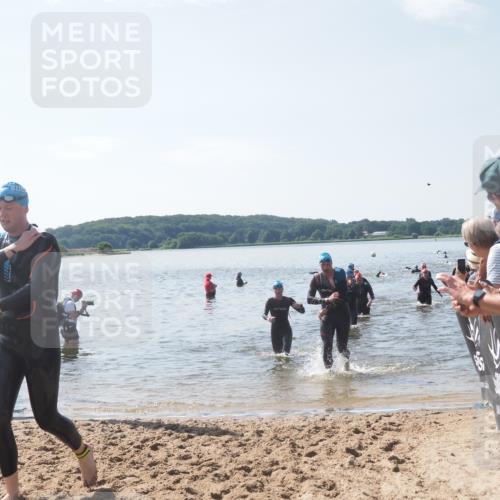 22.06.2025 - Viking Triathlon MichiJ http://msf.ph/oto/8102046 22.06.2025 10:45:53 Schwimmen 95, 217, 342, 360, 372, 425, 468, 519, 615, 621, 633 meine-sportfotos.de