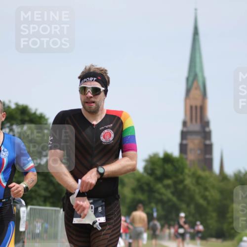 22.06.2025 - Viking Triathlon H.Heesch http://msf.ph/oto/8102058 22.06.2025 13:18:55 Laufen 9, 179, 347, 651 meine-sportfotos.de