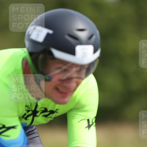 22.06.2025 - Viking Triathlon Yannick Fuchs http://msf.ph/oto/8102067 22.06.2025 11:26:09 Radfahren 15, 29, 234, 272, 298, 403, 556 meine-sportfotos.de