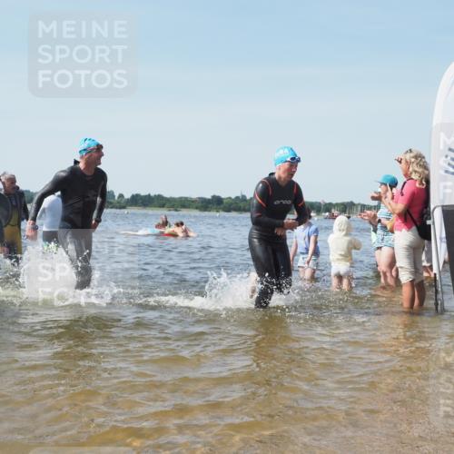 22.06.2025 - Viking Triathlon KatJ http://msf.ph/oto/8102075 22.06.2025 10:34:04 Schwimmen 46, 70, 75, 184, 297, 349, 429, 478, 532, 540, 618, 635 meine-sportfotos.de