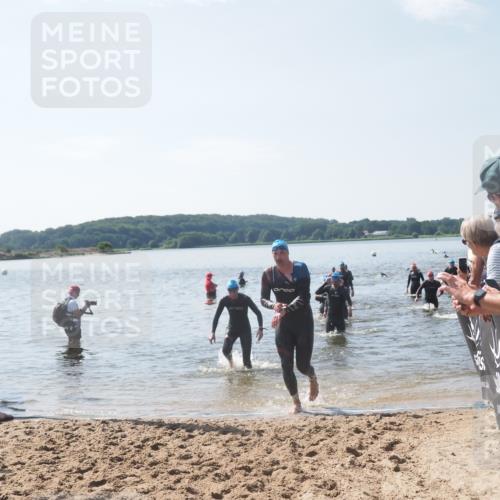 22.06.2025 - Viking Triathlon MichiJ http://msf.ph/oto/8102138 22.06.2025 10:45:54 Schwimmen 95, 217, 342, 360, 372, 425, 468, 615, 621, 633 meine-sportfotos.de