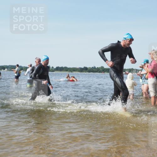 22.06.2025 - Viking Triathlon KatJ http://msf.ph/oto/8102177 22.06.2025 10:34:05 Schwimmen 46, 70, 75, 184, 297, 429, 478, 532, 540, 618, 635 meine-sportfotos.de