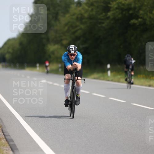 22.06.2025 - Viking Triathlon Yannick Fuchs http://msf.ph/oto/8102209 22.06.2025 11:26:16 Radfahren 15, 234, 272, 298, 556 meine-sportfotos.de