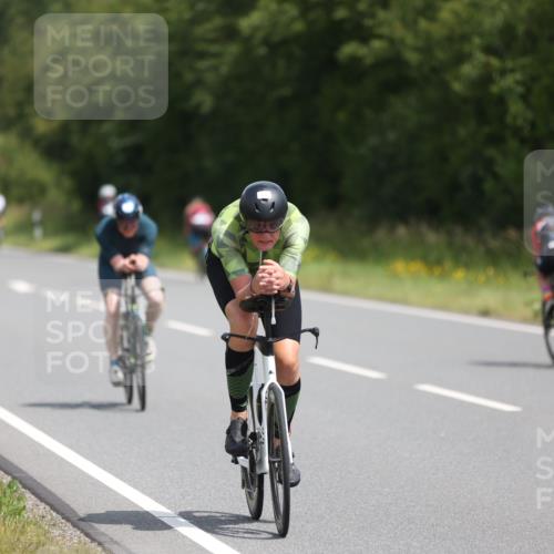 22.06.2025 - Viking Triathlon Yannick Fuchs http://msf.ph/oto/8102222 22.06.2025 12:05:14 Radfahren 37, 50, 197, 202, 205, 286, 364, 474, 550 meine-sportfotos.de