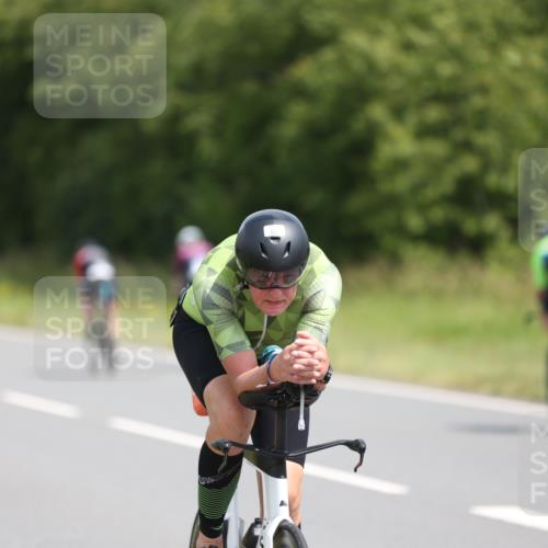 22.06.2025 - Viking Triathlon Yannick Fuchs http://msf.ph/oto/8102250 22.06.2025 12:05:15 Radfahren 37, 50, 197, 202, 205, 286, 364, 474, 550 meine-sportfotos.de