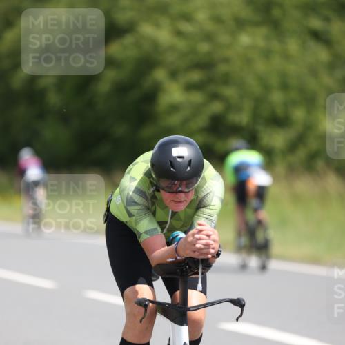 22.06.2025 - Viking Triathlon Yannick Fuchs http://msf.ph/oto/8102263 22.06.2025 12:05:15 Radfahren 37, 50, 197, 202, 205, 286, 364, 474, 550 meine-sportfotos.de