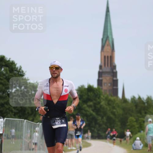 22.06.2025 - Viking Triathlon H.Heesch http://msf.ph/oto/8102272 22.06.2025 13:19:15 Laufen 122, 368, 437, 632 meine-sportfotos.de