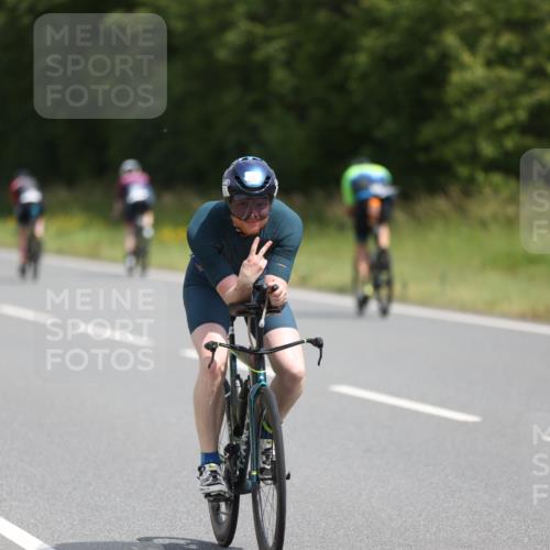 22.06.2025 - Viking Triathlon Yannick Fuchs http://msf.ph/oto/8102278 22.06.2025 12:05:16 Radfahren 37, 50, 197, 202, 205, 286, 364, 474, 550 meine-sportfotos.de