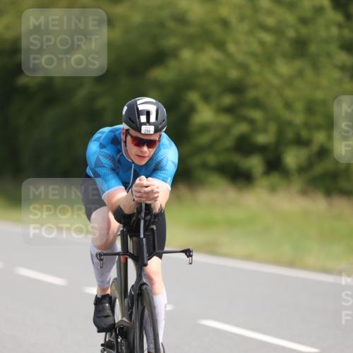 22.06.2025 - Viking Triathlon Yannick Fuchs http://msf.ph/oto/8102285 22.06.2025 11:26:17 Radfahren 15, 234, 236, 272, 298, 556 meine-sportfotos.de